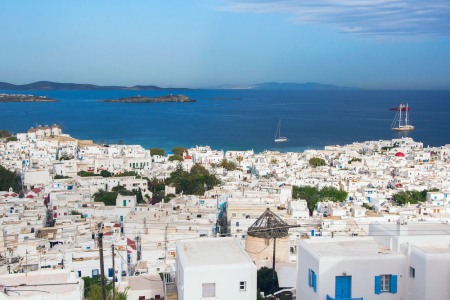 Рынок недвижимости Греции держится на иностранцах
